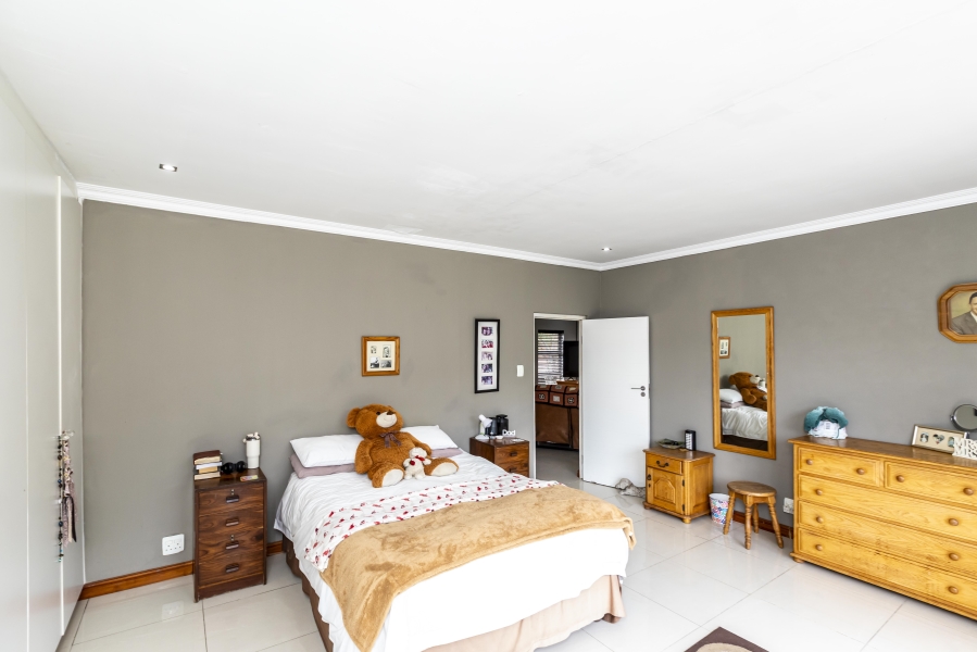 6 Bedroom Property for Sale in Dorchester Heights Eastern Cape